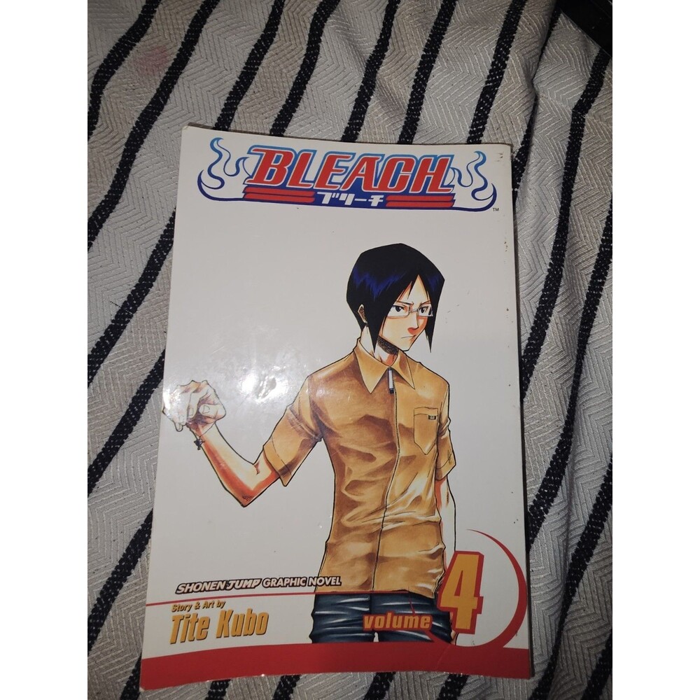 BLEACH Volume 4  Tite Kubo VIZ Media 2022 Print Anime Shonen Jump Manga